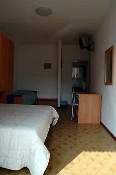 Hotel Nave 2*